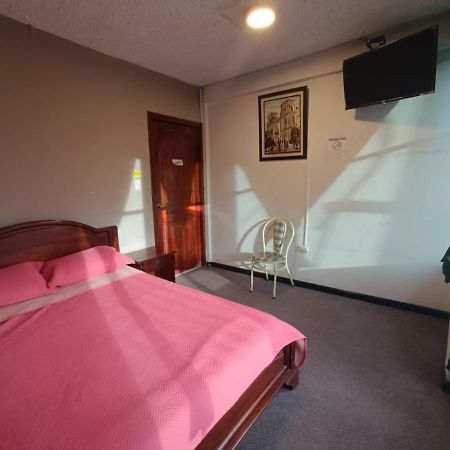 Hostal Alborada Κουένκα Εξωτερικό φωτογραφία