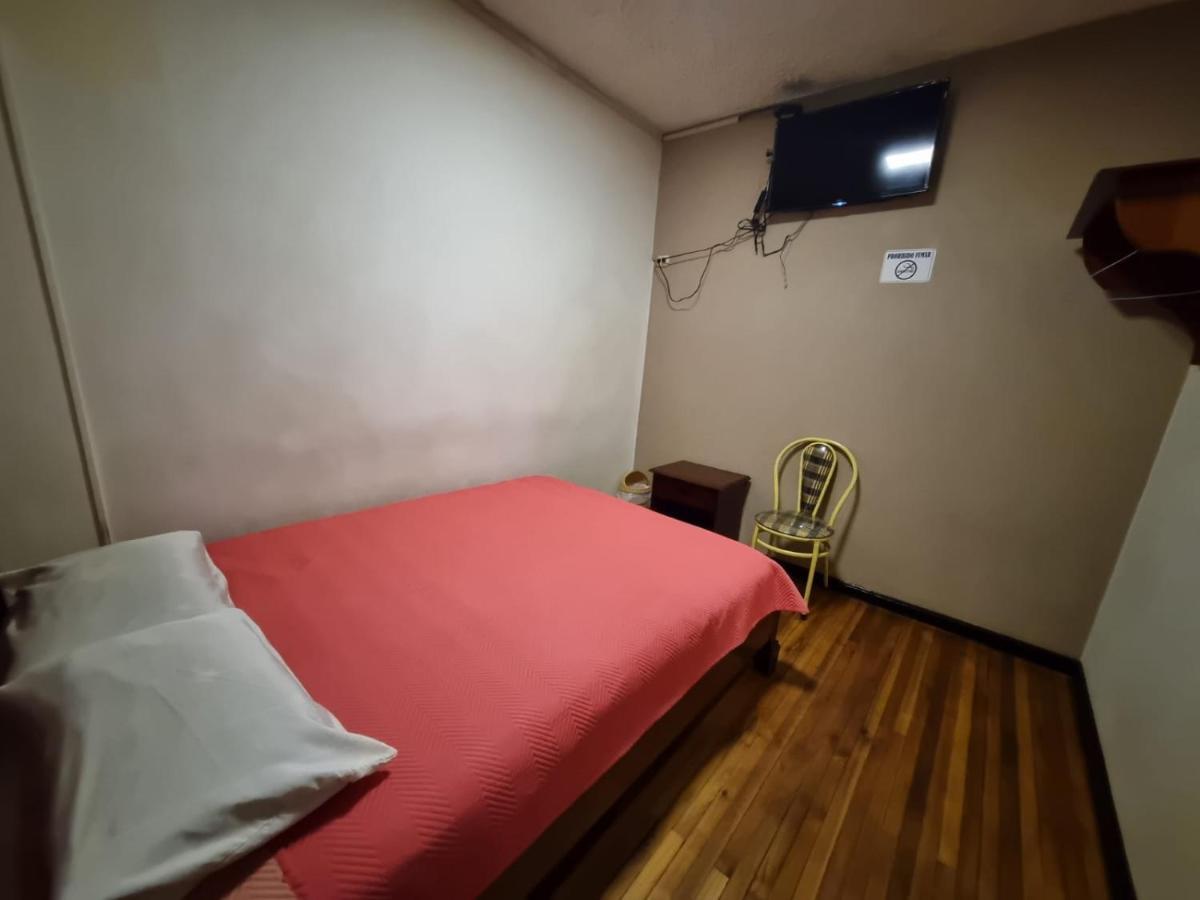 Hostal Alborada Κουένκα Εξωτερικό φωτογραφία