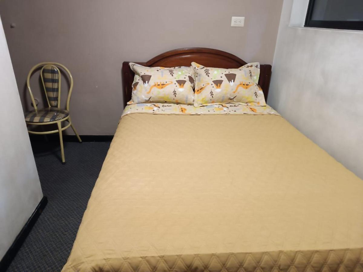 Hostal Alborada Κουένκα Εξωτερικό φωτογραφία