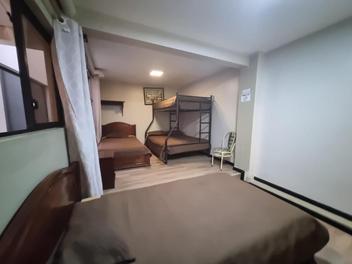 Hostal Alborada Κουένκα Εξωτερικό φωτογραφία